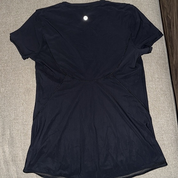 Lululemon top - Picture 4 of 4